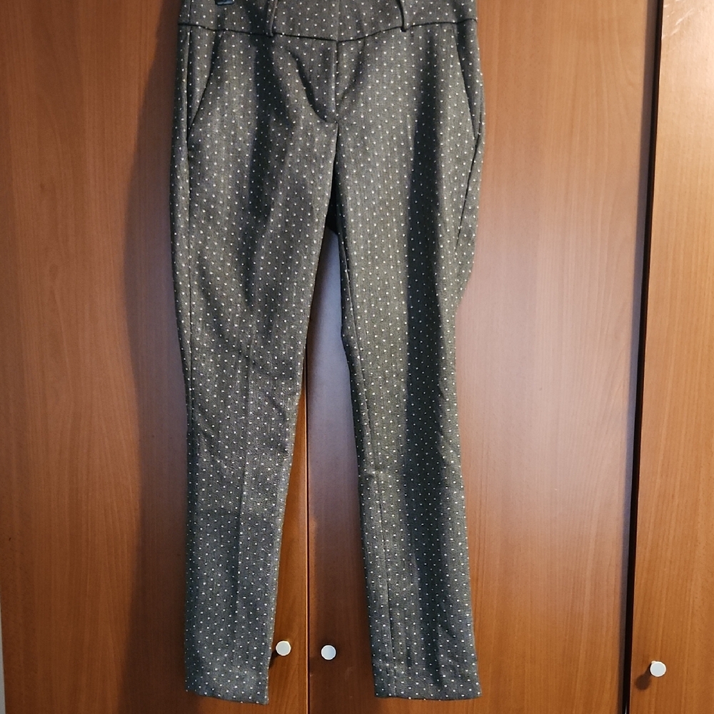 NWT LOFT Gray Pants Size 00